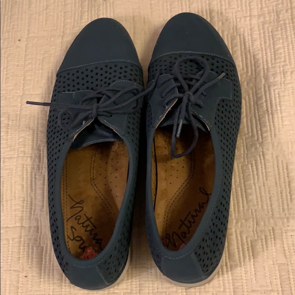 NATURAL SOUL “Vivian” BLUE FAUX SUEDE 9.5